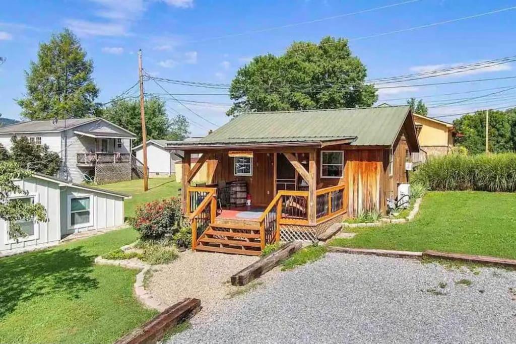 Cozy Cabin Walking Distance To Parkway! Pigeon Forge Exteriör bild